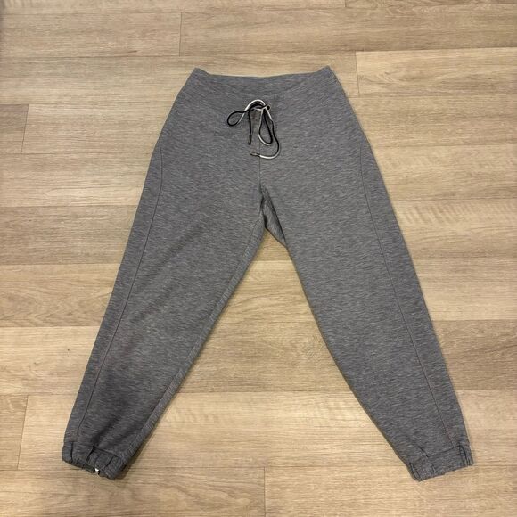 Athleta Womens Gray Fuse Capri Jogger Pants Zipper Legs and Pocket Size … - Picture 3 of 7